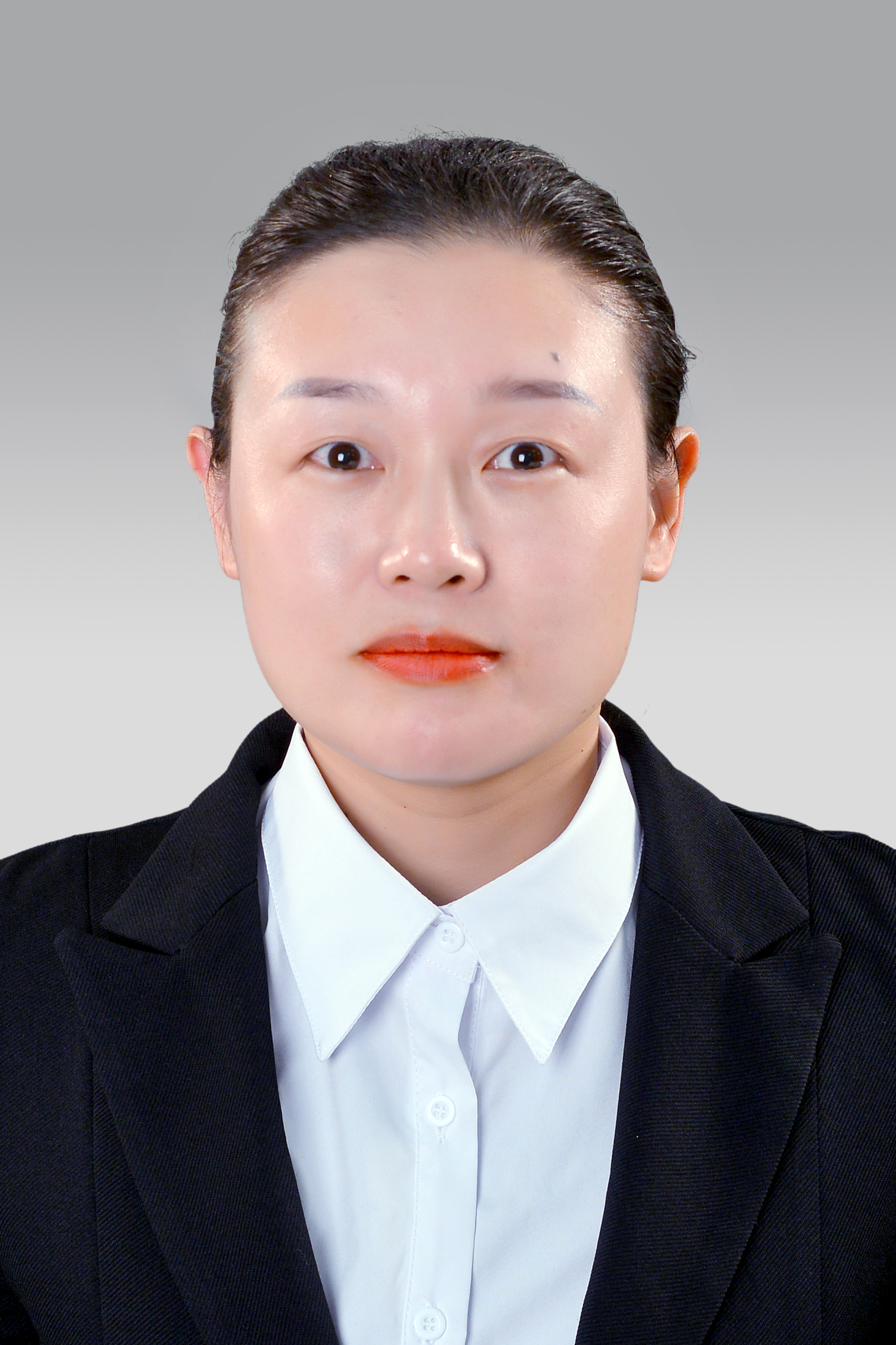 周小芬